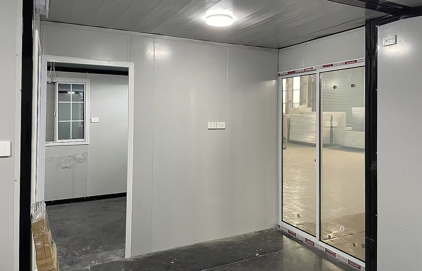 20 fots modern utbyggbar behållare anpassad butik med fönster från golv till tak 20 fots modern utbyggbar behållare anpassad butik med fönster från golv till tak